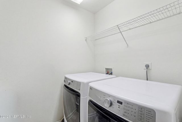 4008 LIONHEART Drive, Jacksonville, FL 32216