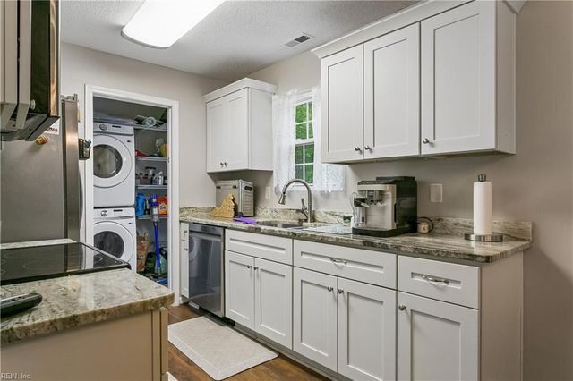 1016 Old York-Hampton HWY, Yorktown, VA 23692