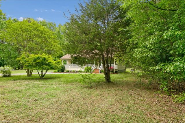 1016 Old York-Hampton HWY, Yorktown, VA 23692