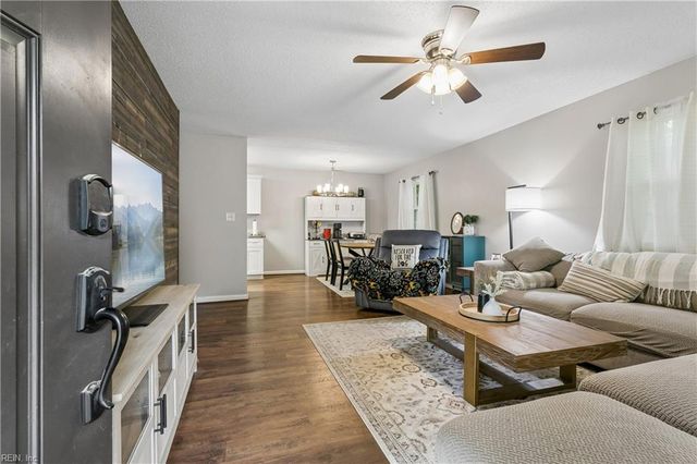 1016 Old York-Hampton HWY, Yorktown, VA 23692