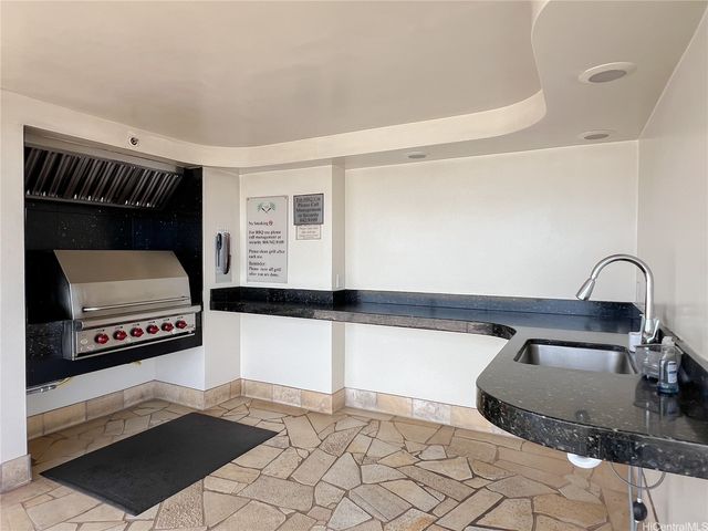 343 Hobron Lane 2005, Honolulu, HI 96815