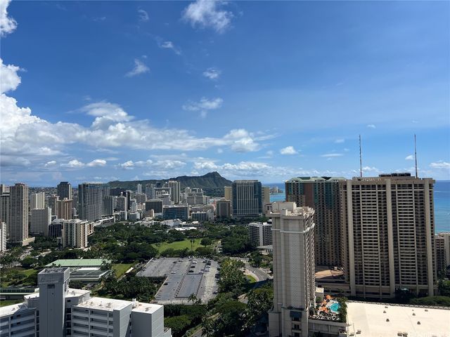 343 Hobron Lane 2005, Honolulu, HI 96815