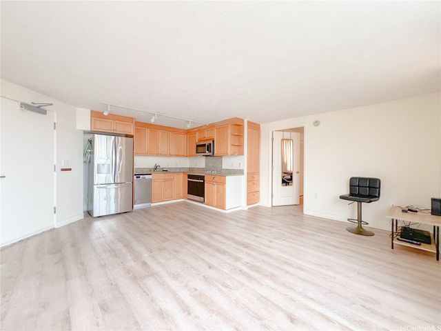 343 Hobron Lane 2005, Honolulu, HI 96815