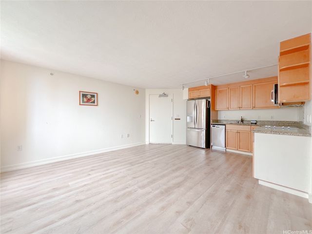 343 Hobron Lane 2005, Honolulu, HI 96815