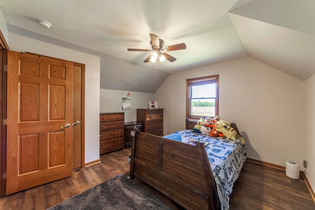 9754 N Charter Road, Demotte, IN 46310