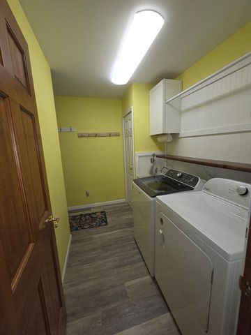 9754 N Charter Road, Demotte, IN 46310