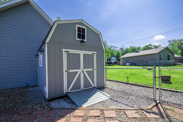 9754 N Charter Road, Demotte, IN 46310