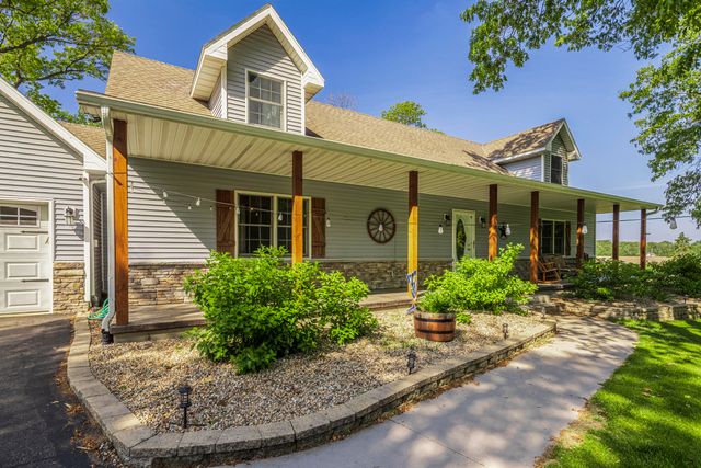 9754 N Charter Road, Demotte, IN 46310