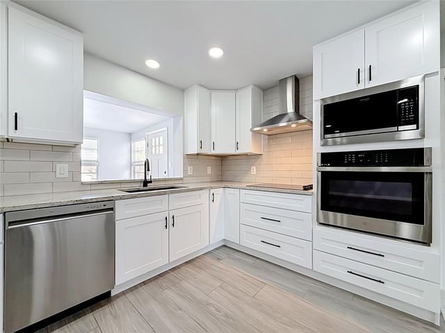 2178 WATERSIDE DRIVE, Clearwater, FL 33764