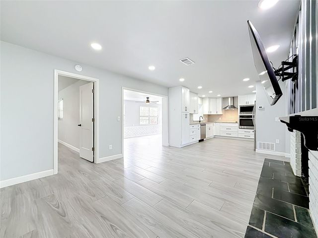 2178 WATERSIDE DRIVE, Clearwater, FL 33764