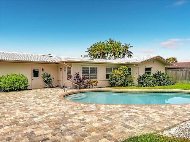 2178 WATERSIDE DRIVE, Clearwater, FL 33764