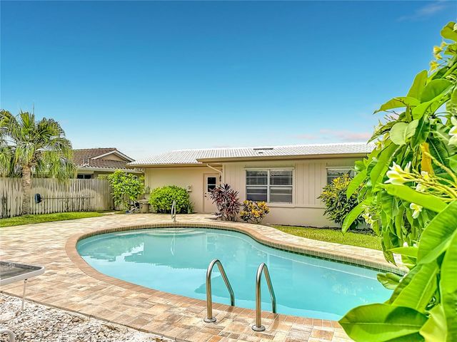 2178 WATERSIDE DRIVE, Clearwater, FL 33764