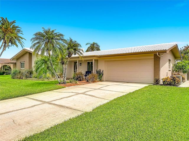 2178 WATERSIDE DRIVE, Clearwater, FL 33764
