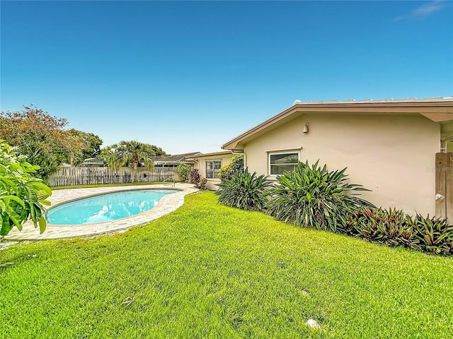 2178 WATERSIDE DRIVE, Clearwater, FL 33764