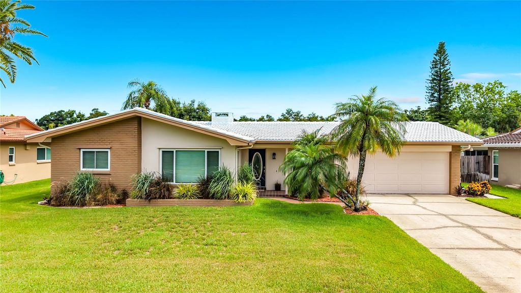 2178 WATERSIDE DRIVE, Clearwater, FL 33764