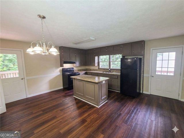 1597 Holly Brook Road, Snellville, GA 30078