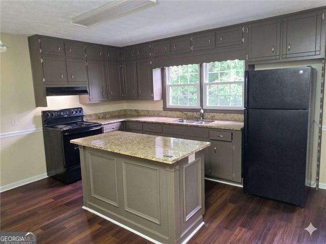 1597 Holly Brook Road, Snellville, GA 30078