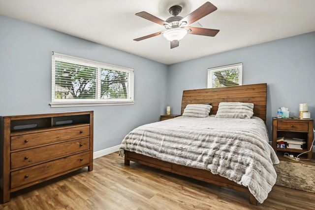 114 E Wildwinn Drive, Alvin, TX 77511