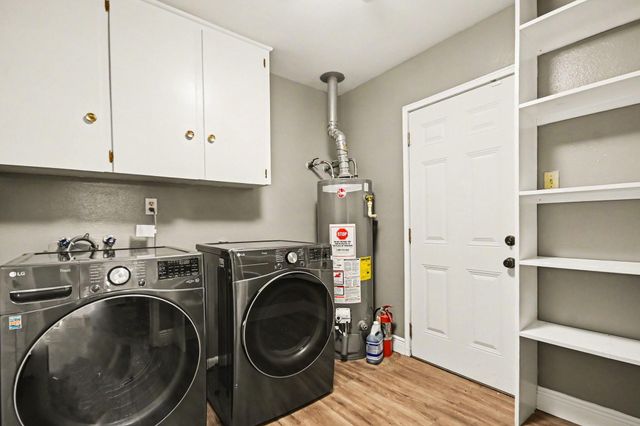 114 E Wildwinn Drive, Alvin, TX 77511