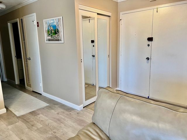 1004 Paradise Road 3C, Swampscott, MA 01907