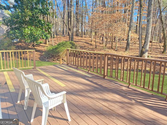 860 Crab Orchard Drive, Roswell, GA 30076