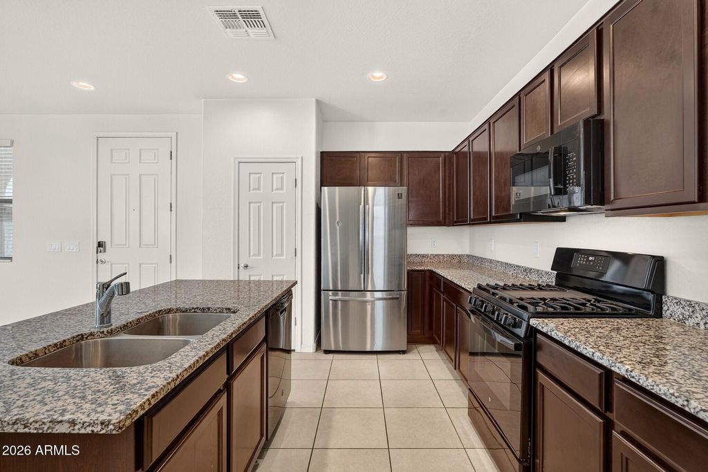 1707 S 82ND Way, Mesa, AZ 85209 — photo 4
