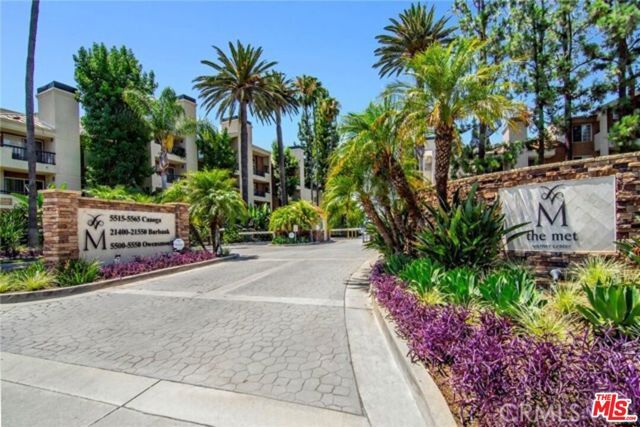 21400 Burbank Boulevard 202, Woodland Hills (los Angeles), CA 91367