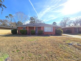 426 STROLL Drive, Montgomery, AL 36117