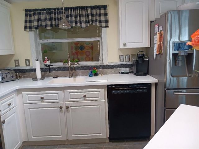 805 S WATERWAY, Venice, FL 34285