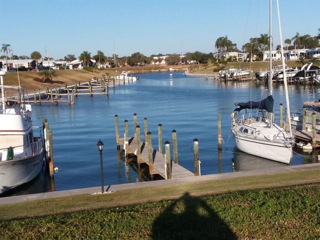 805 S WATERWAY, Venice, FL 34285