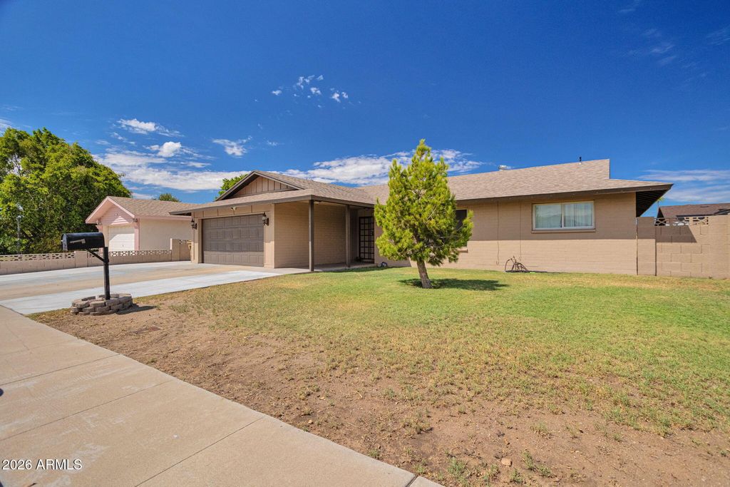 6748 W VERMONT Avenue, Glendale, AZ 85303 — photo 2