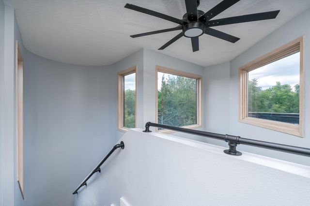 737 Kingsway Drive, Le Sueur, MN 56058
