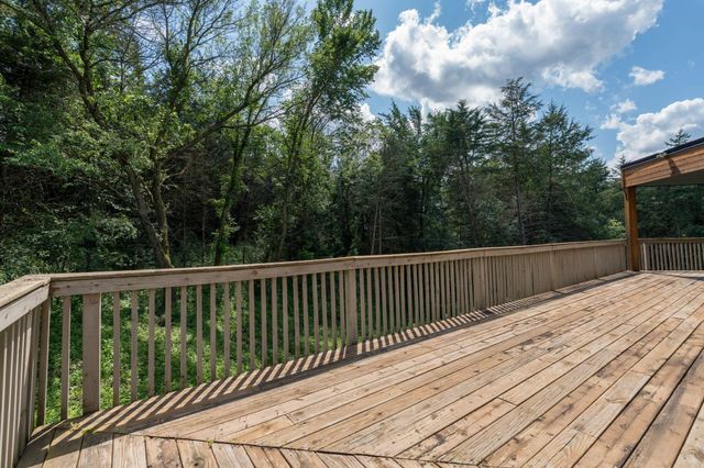 737 Kingsway Drive, Le Sueur, MN 56058