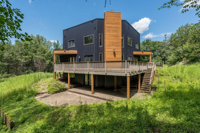 737 Kingsway Drive, Le Sueur, MN 56058