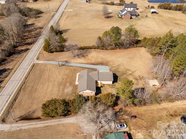 3879 Flat Creek Road, Lancaster, SC 29720