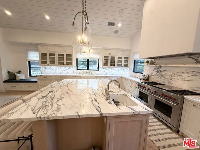 6025 Paseo Canyon Drive, Malibu, CA 90265