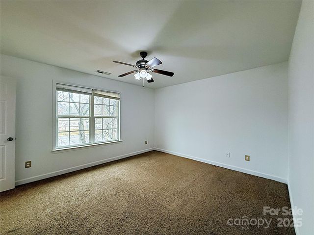 9724 E E W T Harris Boulevard, Charlotte, NC 28227