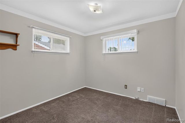 29391 Mark Avenue, Madison Heights, MI 48071