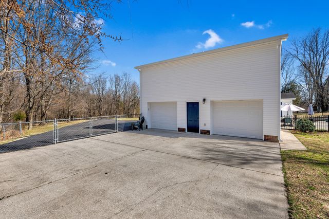 489 Calista Rd, White House, TN 37188