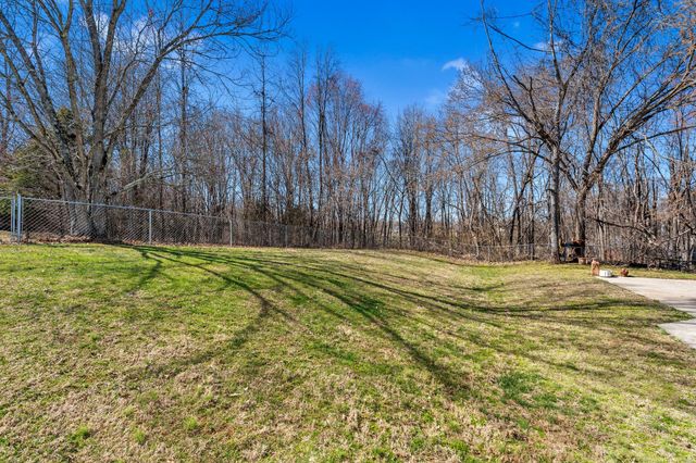 489 Calista Rd, White House, TN 37188