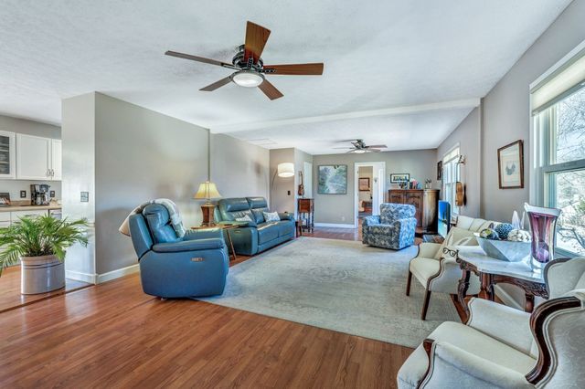 489 Calista Rd, White House, TN 37188