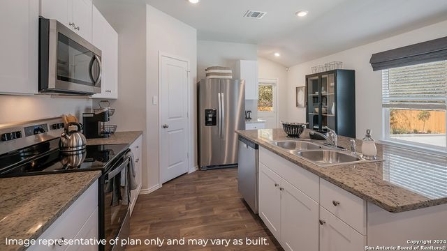 9819 Beaumont Brk, San Antonio, TX 78221