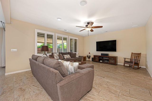 4097 Southampton St, Roseville, CA 95747