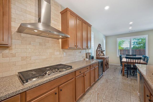 4097 Southampton St, Roseville, CA 95747