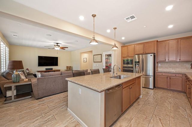 4097 Southampton St, Roseville, CA 95747
