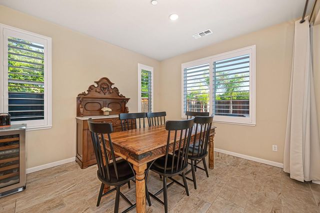 4097 Southampton St, Roseville, CA 95747