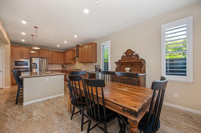 4097 Southampton St, Roseville, CA 95747