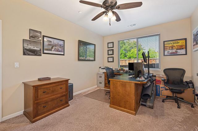 4097 Southampton St, Roseville, CA 95747
