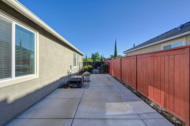 4097 Southampton St, Roseville, CA 95747
