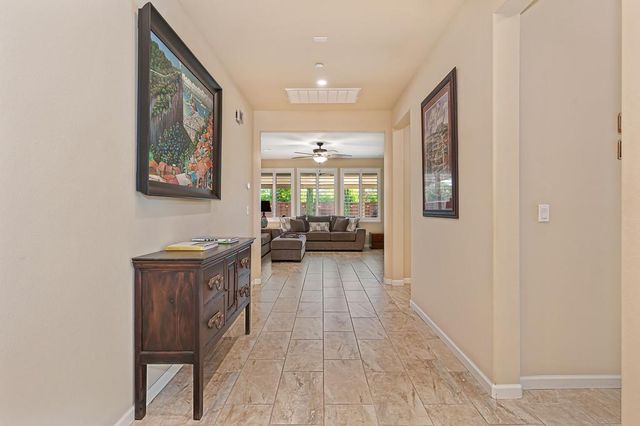 4097 Southampton St, Roseville, CA 95747